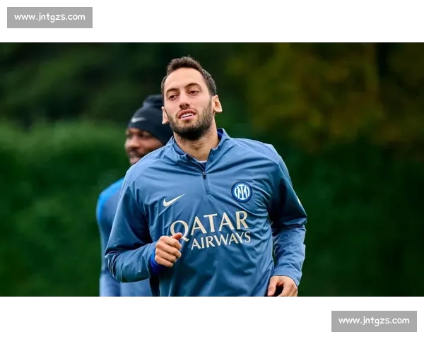 国米标价 3500 万欧难寻买家,恰尔汗奥卢或降薪加盟加拉塔萨雷