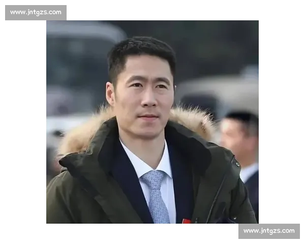 王励勤自律身材引热议：从运动员到管理者，他如何保持「逆生长」状态？