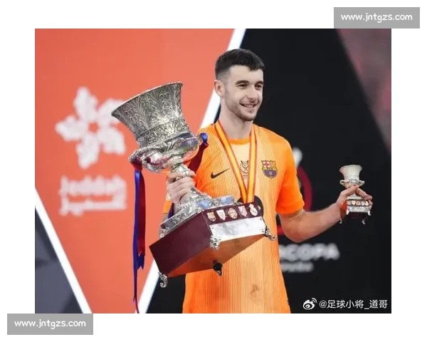 罗马诺确认！巴萨 2500 万欧签西班牙人门神，霍安 - 加西亚即将正式亮相