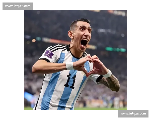 迪马利亚点射绝平！本菲卡生涯谢幕战献绝杀级表现