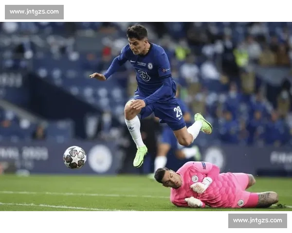 天使泪别世俱杯:迪马利亚本菲卡最后一舞的辉煌与遗憾 天使泪别世俱杯:迪马利亚本菲卡最后一舞的辉煌与遗憾